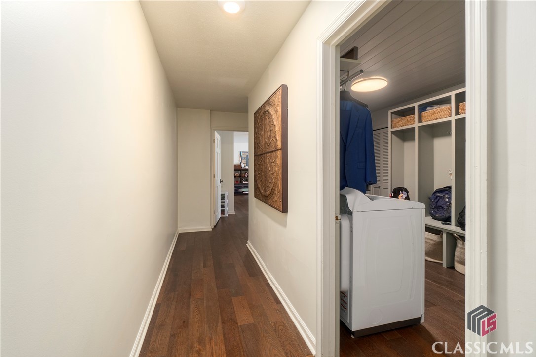 290 St George Drive