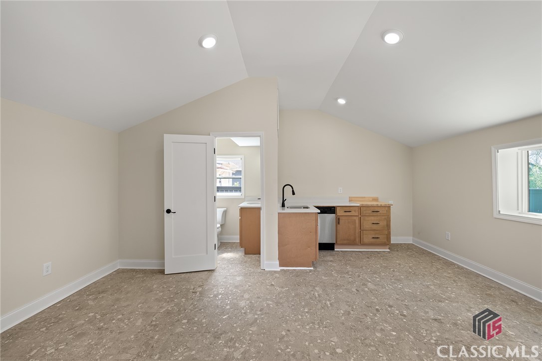 465 Sunset Drive