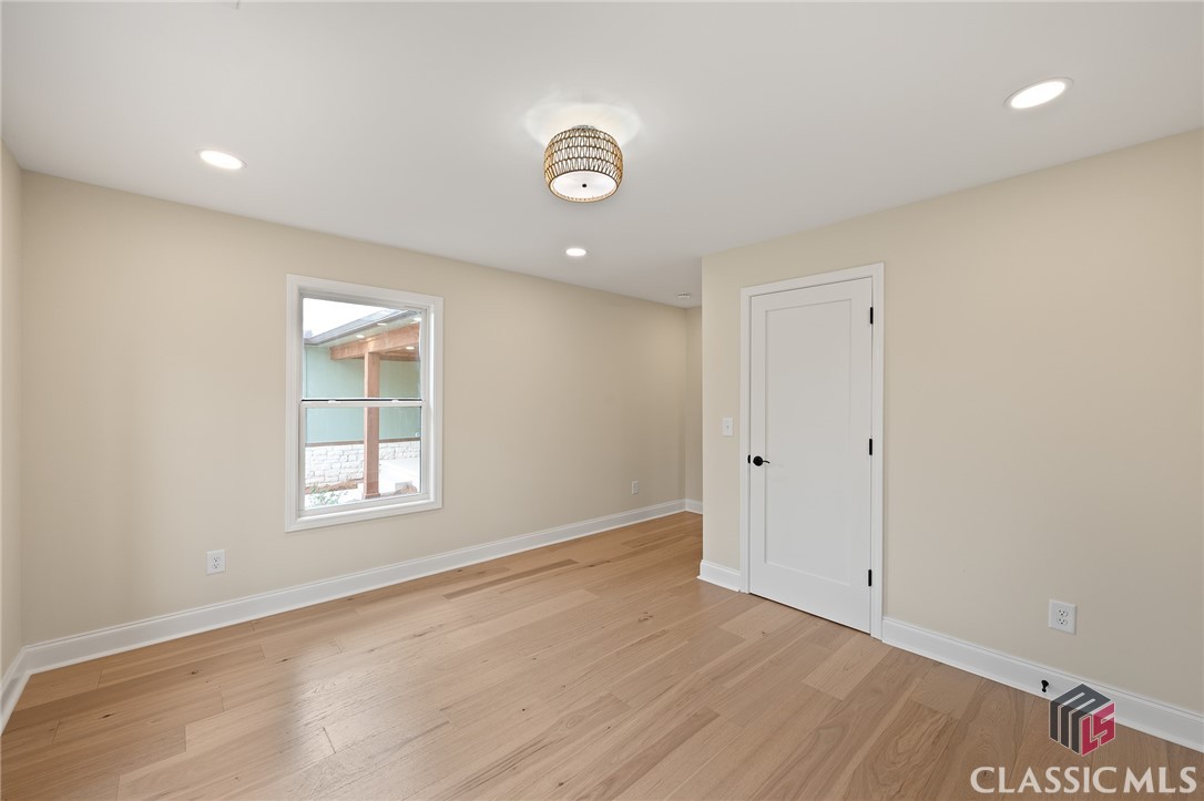 465 Sunset Drive