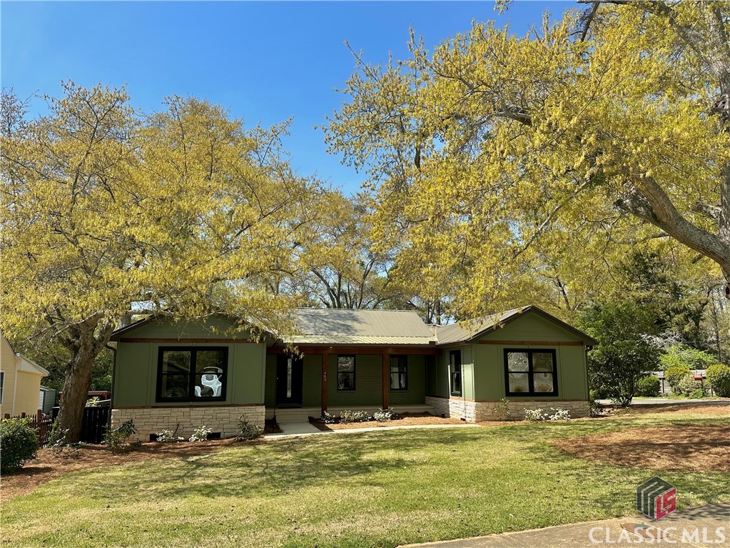 465 Sunset Drive