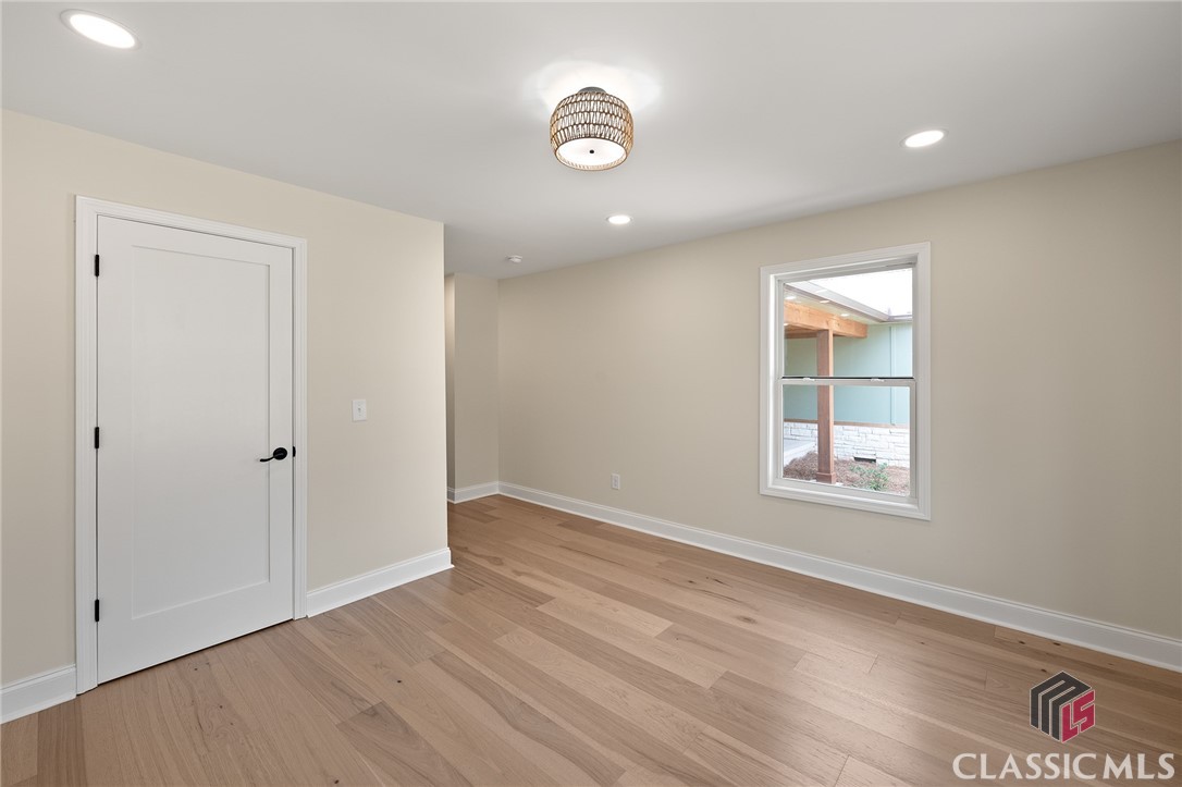 465 Sunset Drive