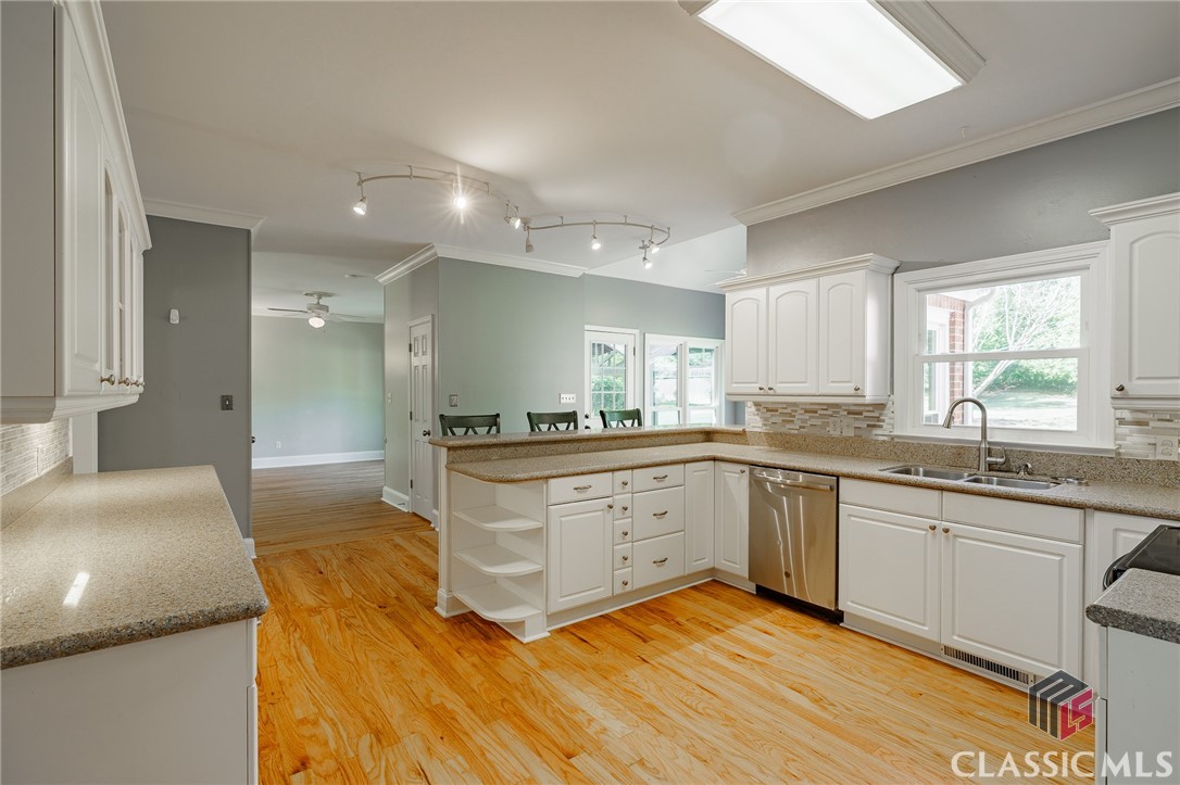 1181 Chaddwyck Drive