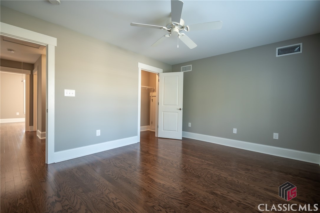 215 Chapman Place