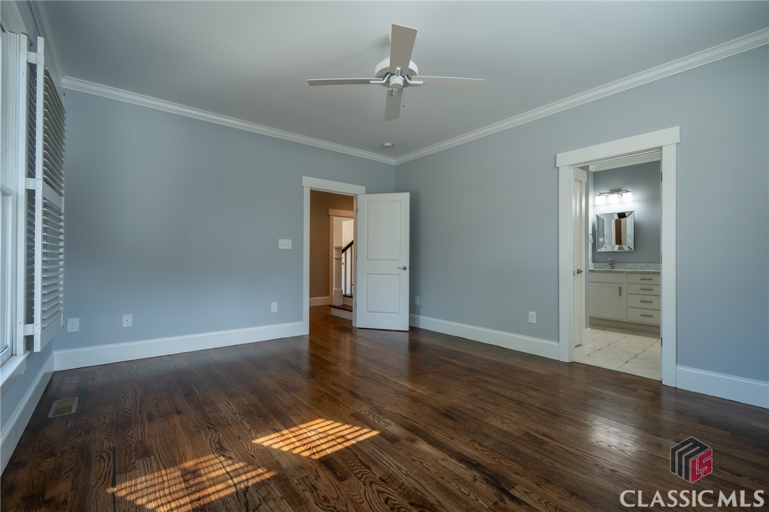 215 Chapman Place