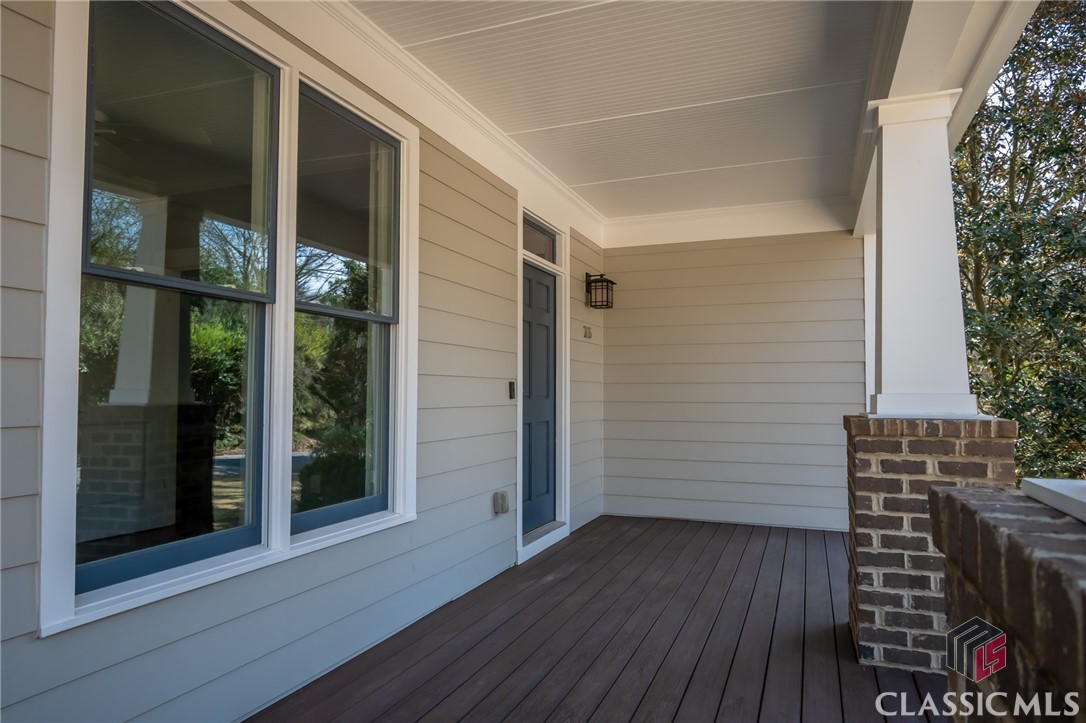 215 Chapman Place
