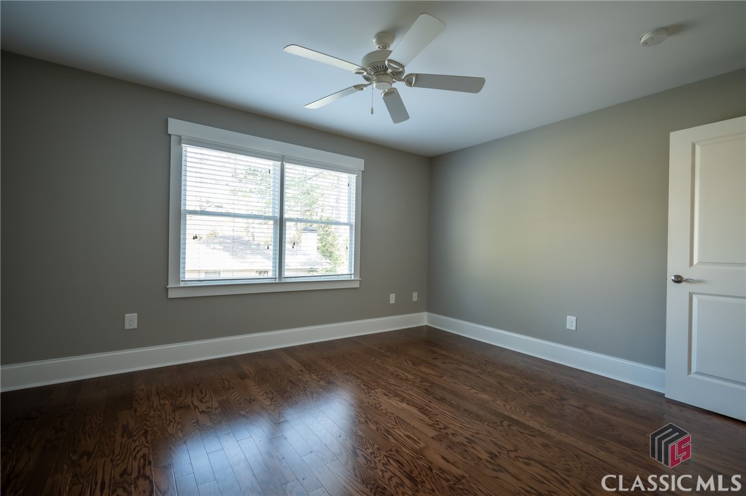 215 Chapman Place