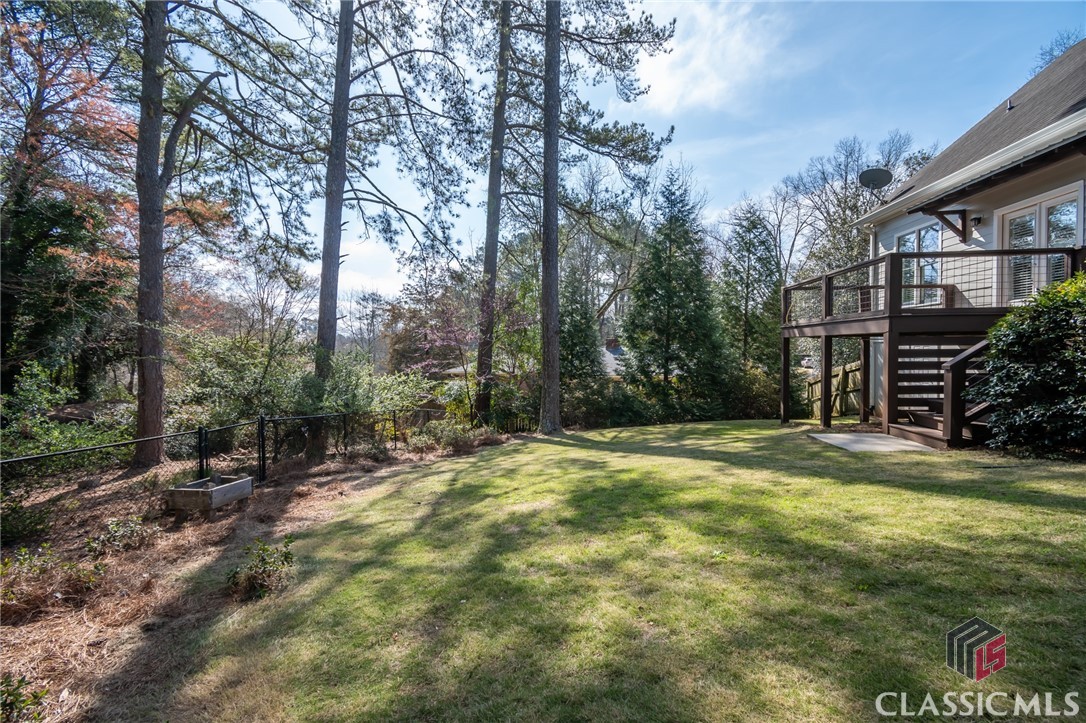 215 Chapman Place