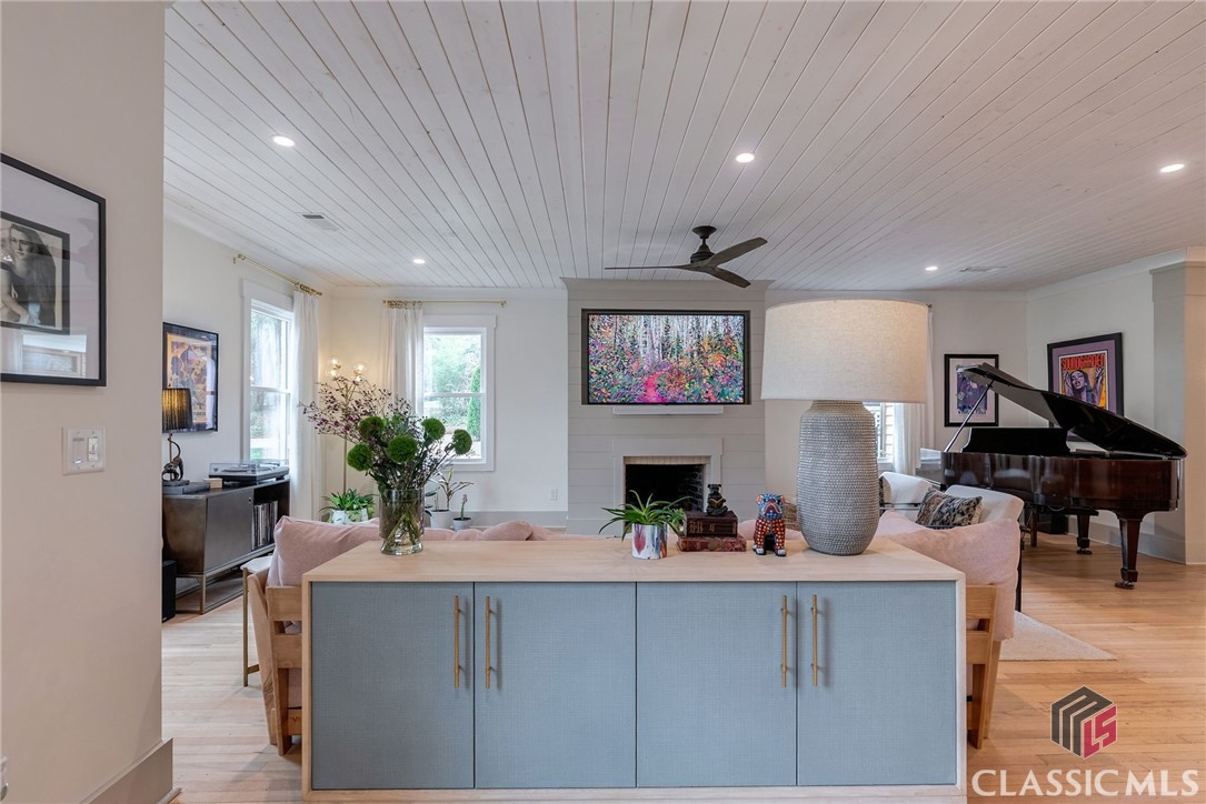 169 Fortson Circle