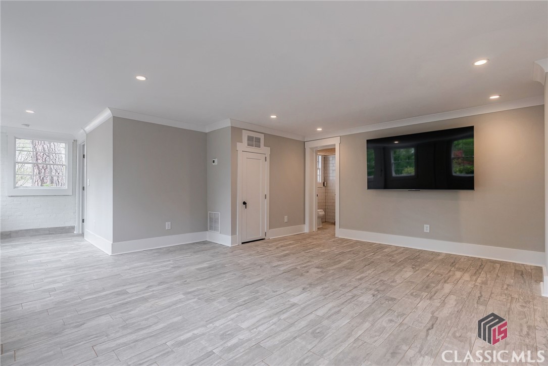 169 Fortson Circle