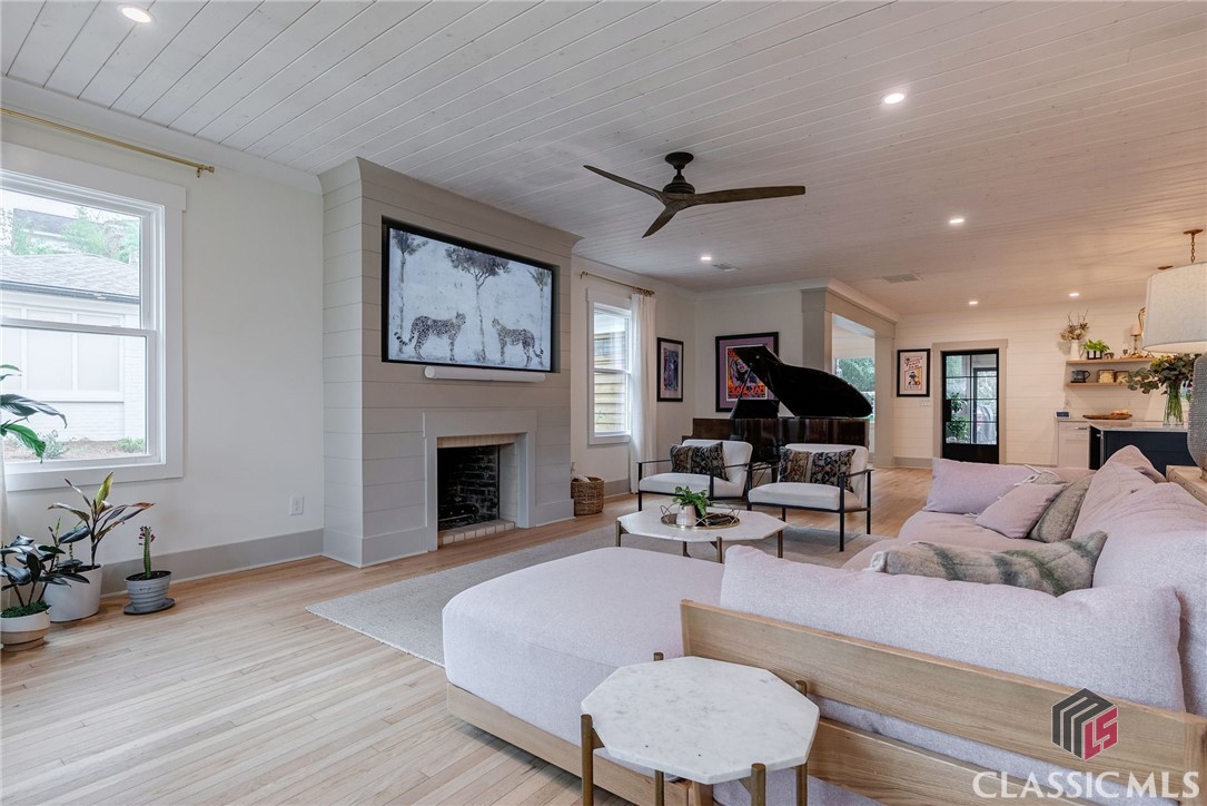 169 Fortson Circle
