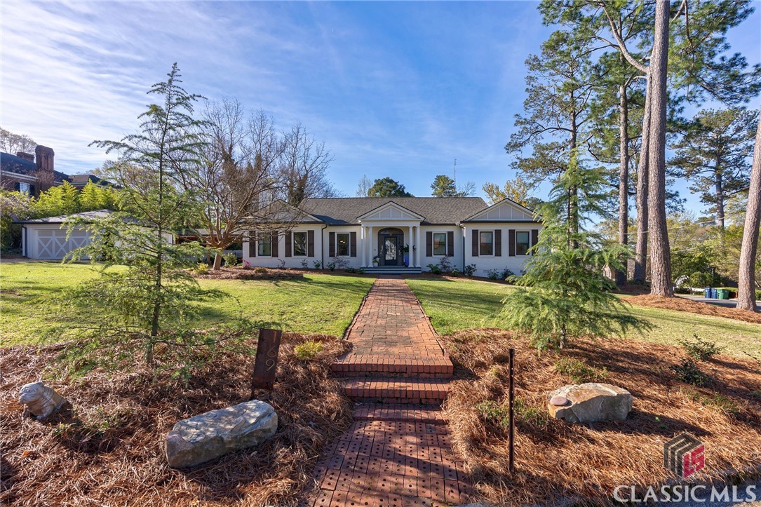 169 Fortson Circle