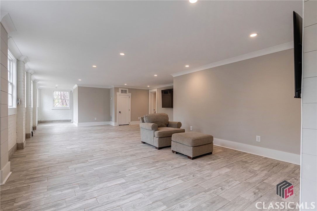 169 Fortson Circle