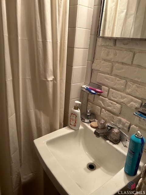 115 Weymanda Court