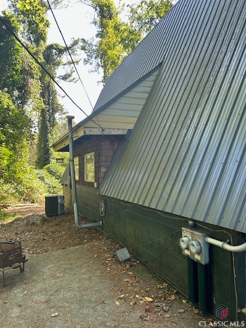 115 Weymanda Court