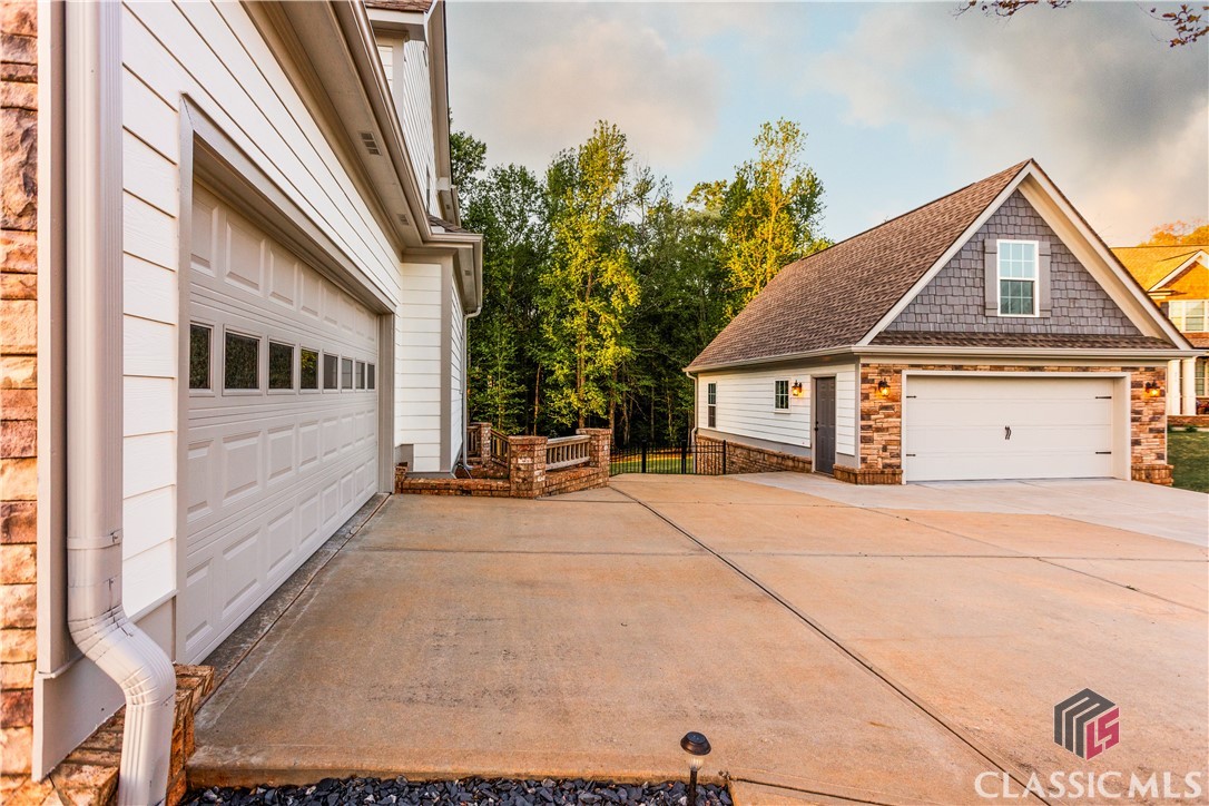 6276 Whitlow Creek Drive