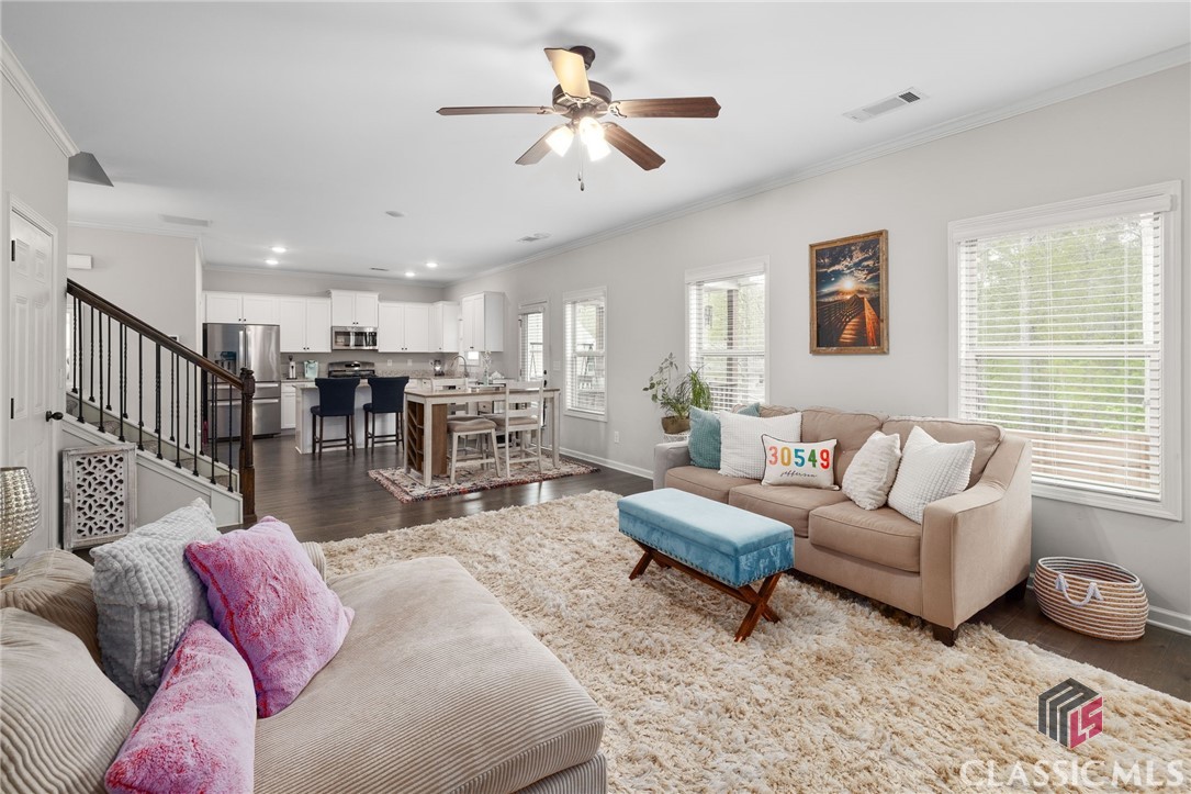 704 Mimosa Way