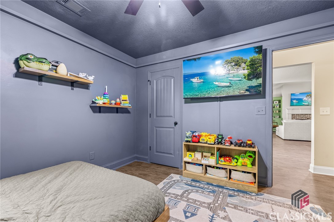 137 Evergreen Ridge Court