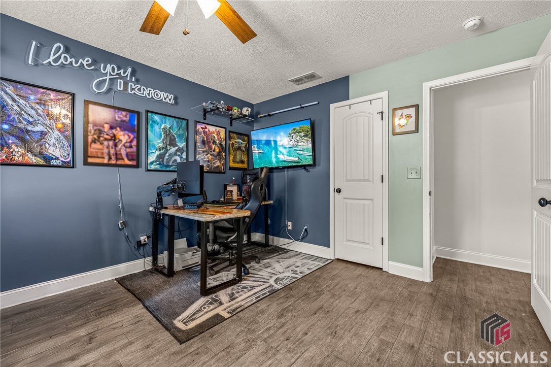 137 Evergreen Ridge Court