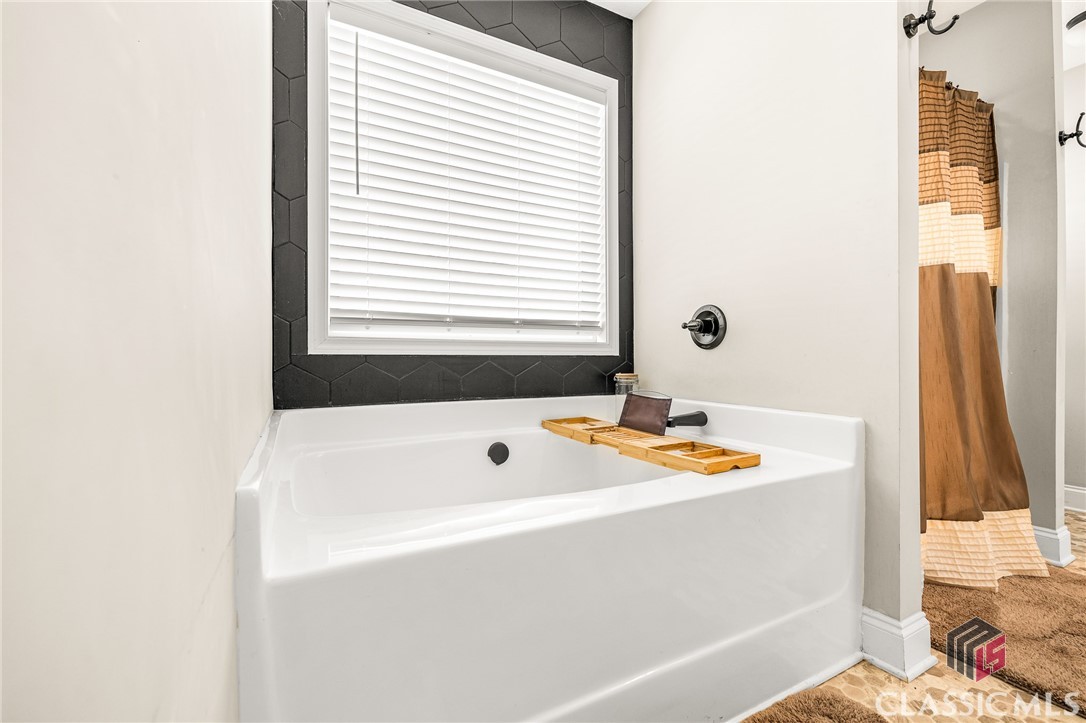 137 Evergreen Ridge Court