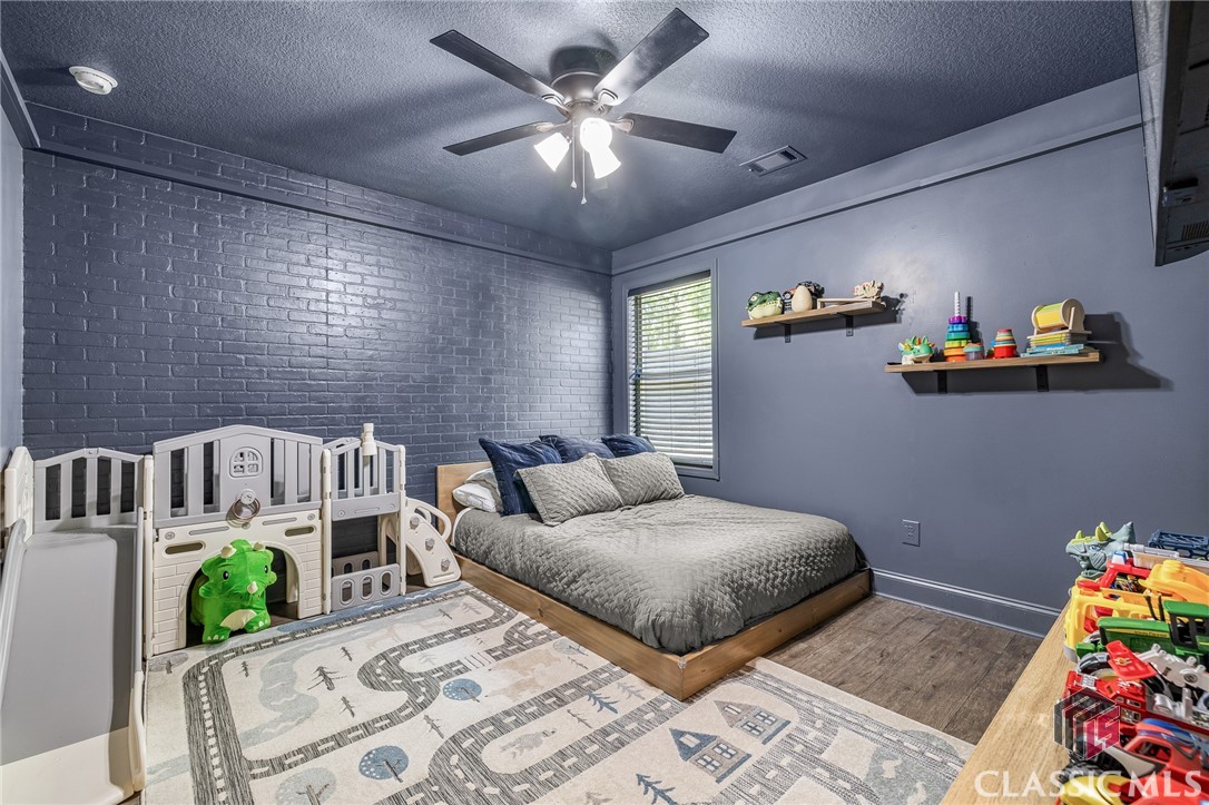 137 Evergreen Ridge Court