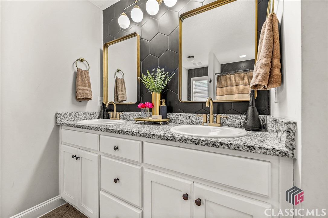 137 Evergreen Ridge Court