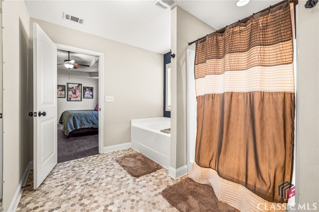 137 Evergreen Ridge Court