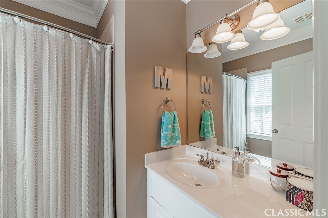 175 Lakeview Drive 110