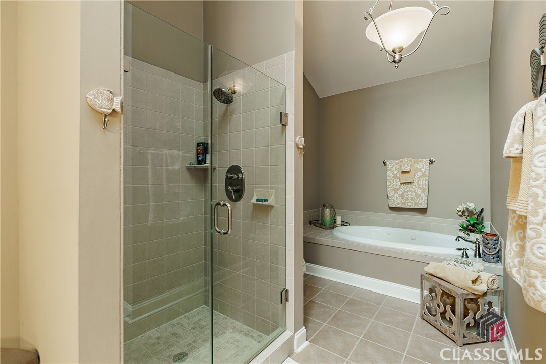 175 Lakeview Drive 110