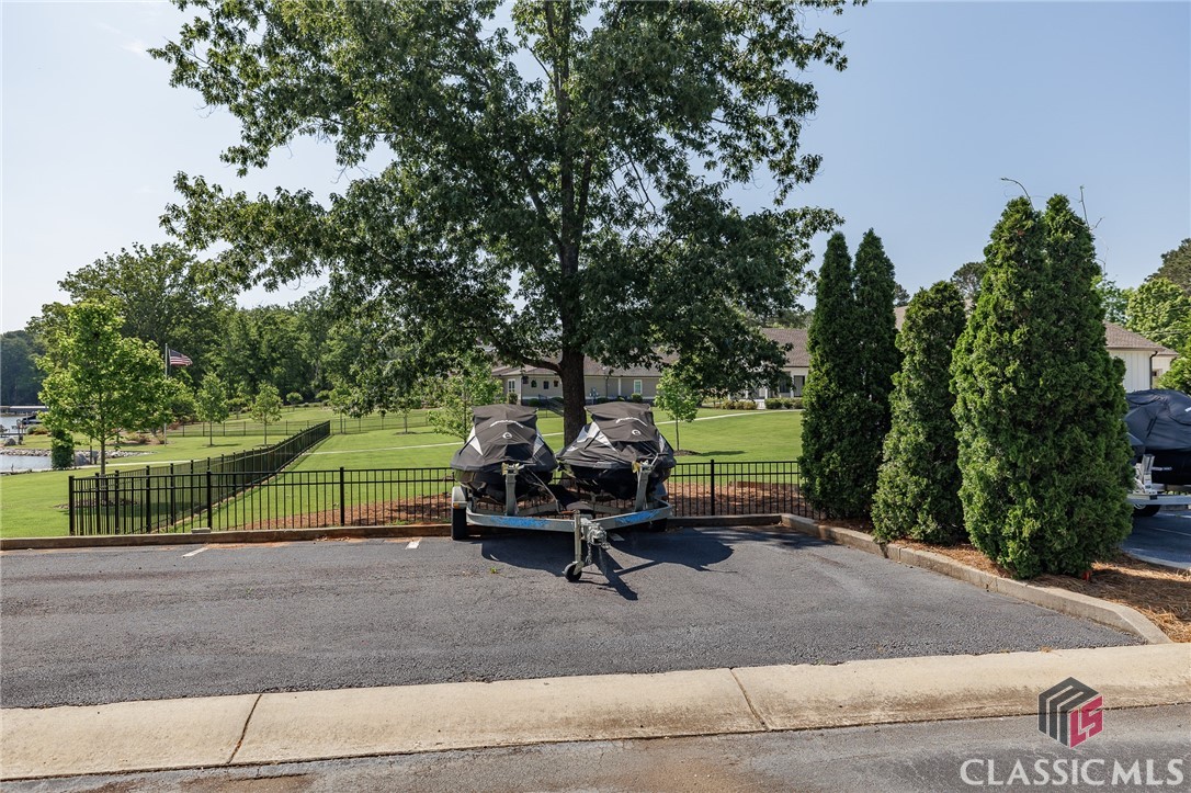 175 Lakeview Drive 110