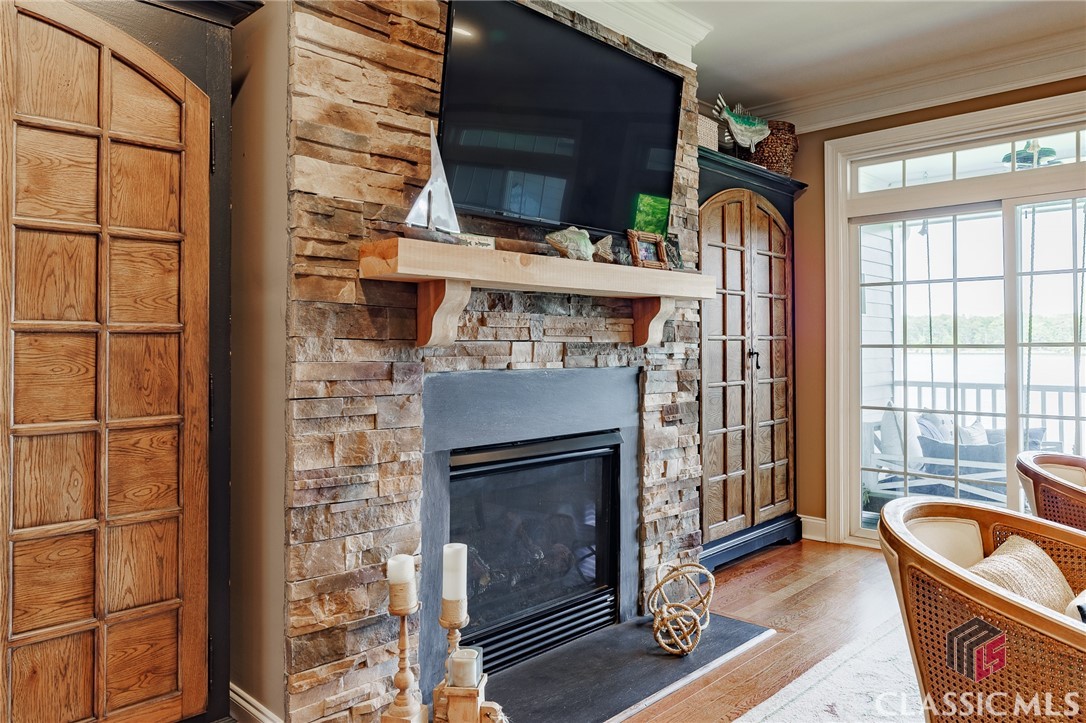 175 Lakeview Drive 110