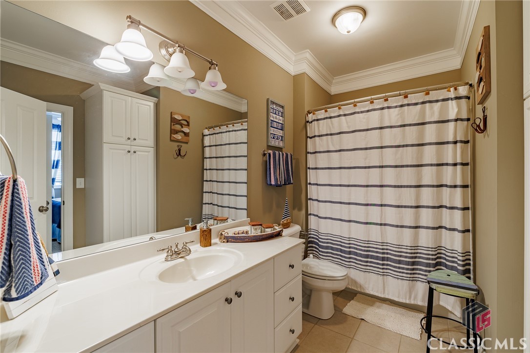 175 Lakeview Drive 110