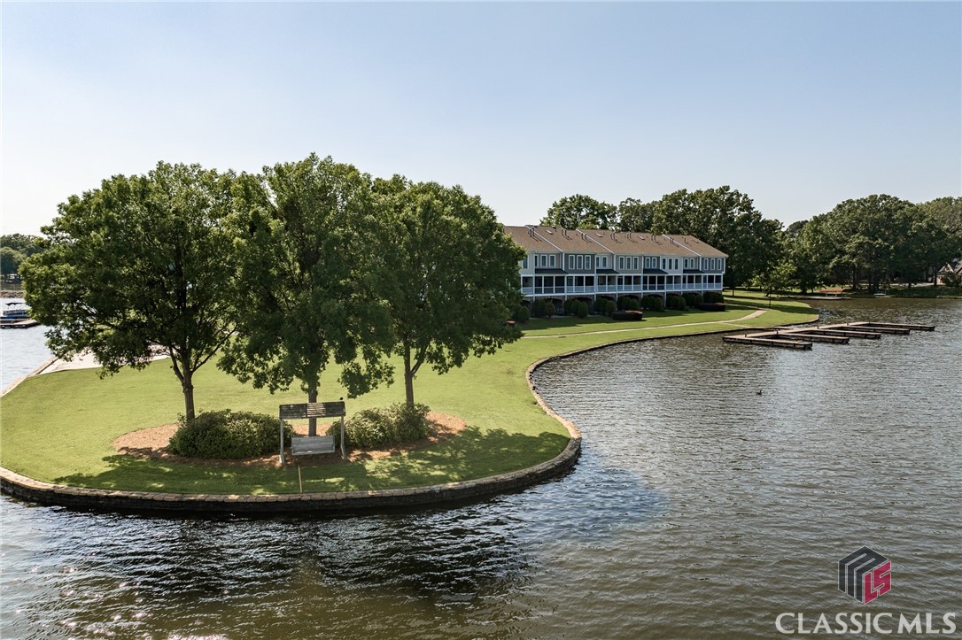 175 Lakeview Drive 110