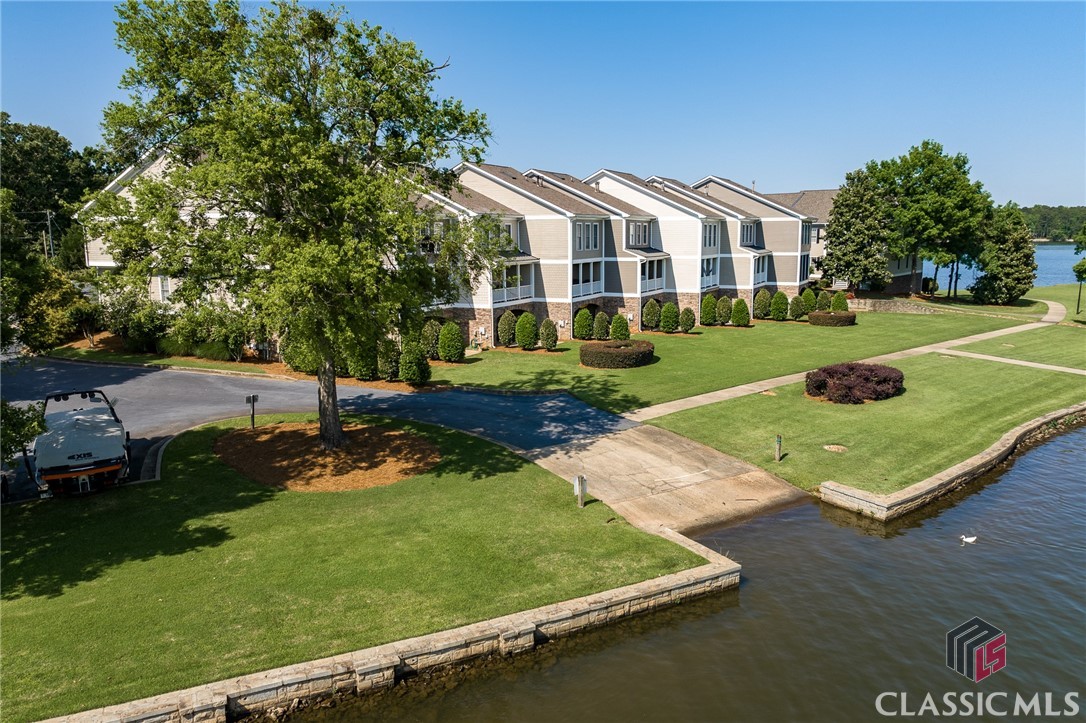 175 Lakeview Drive 110