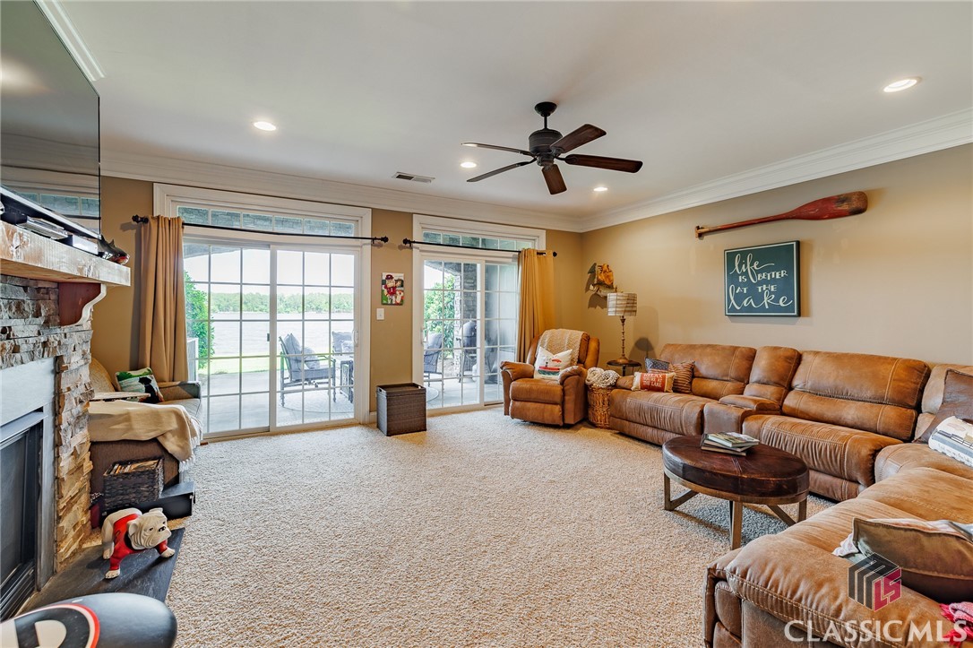 175 Lakeview Drive 110