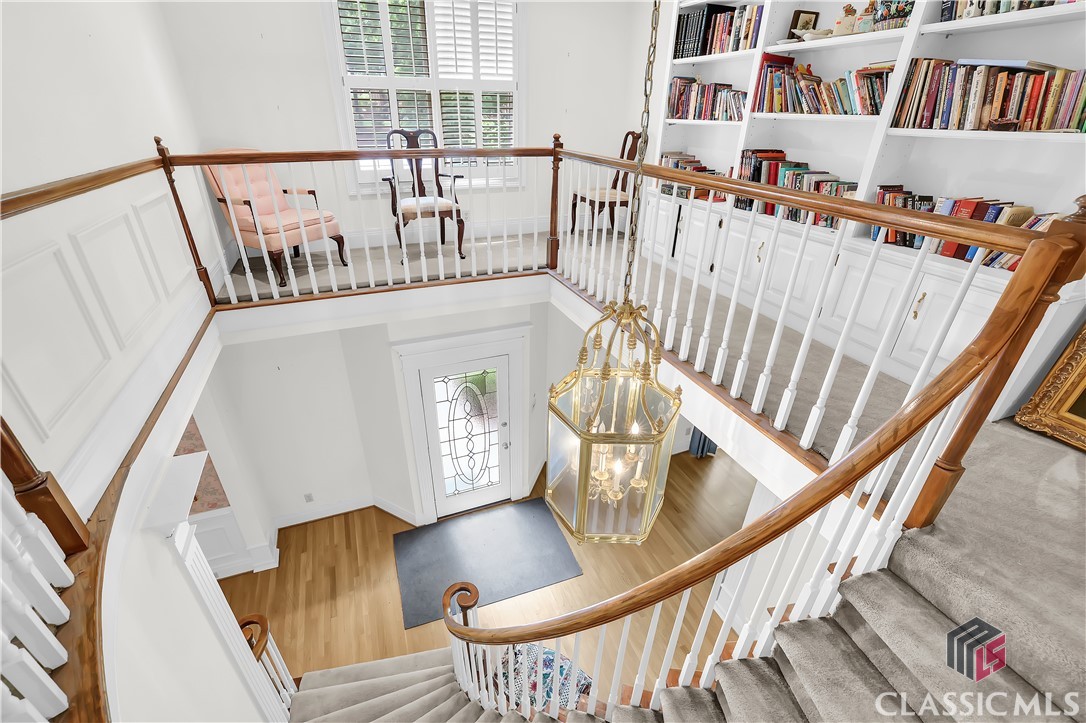 2795 Hawthorne Drive