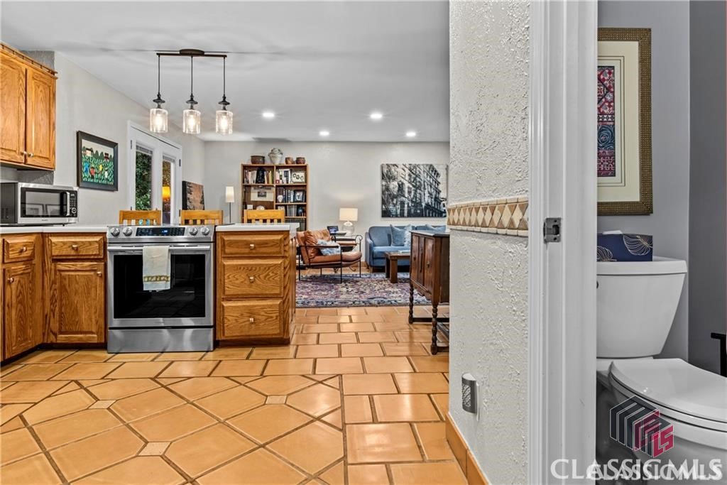 1061 Calls Creek Drive