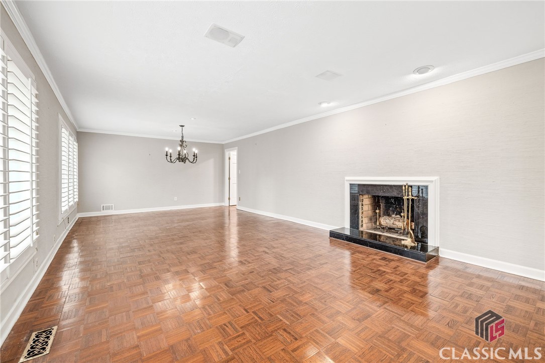 125 Deerfield Road