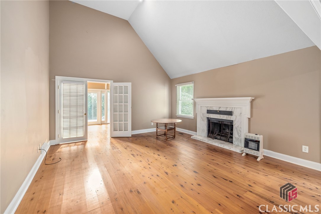 125 Deerfield Road
