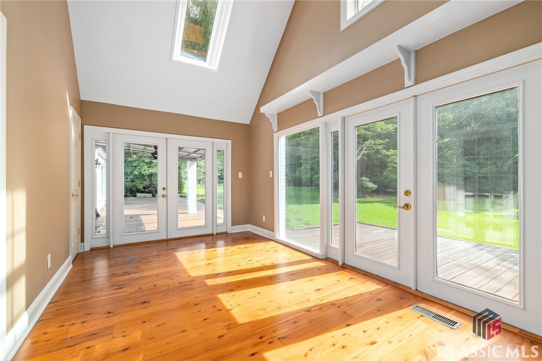 125 Deerfield Road