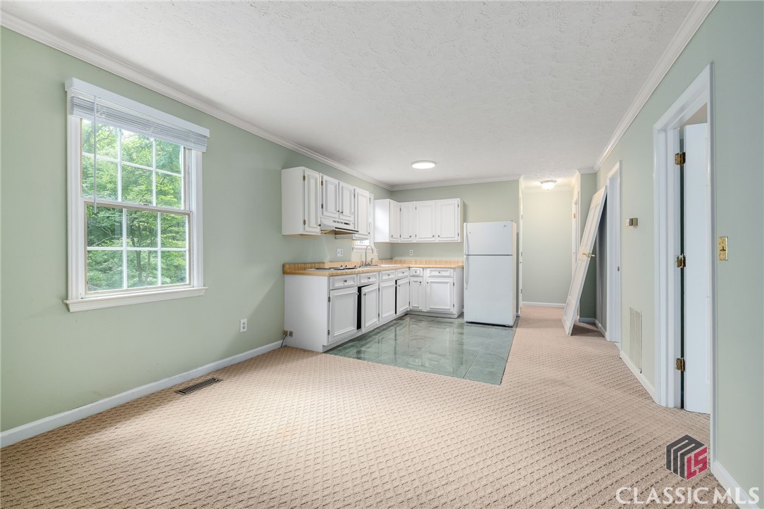 125 Deerfield Road