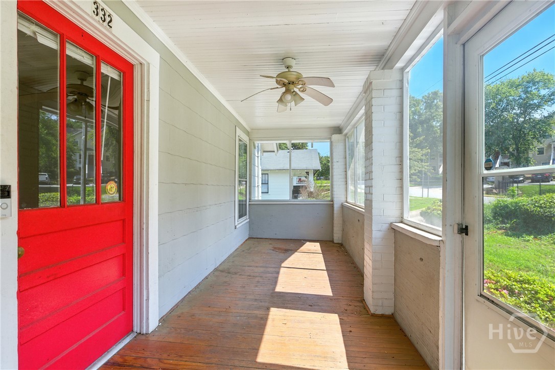 332 Carr Street