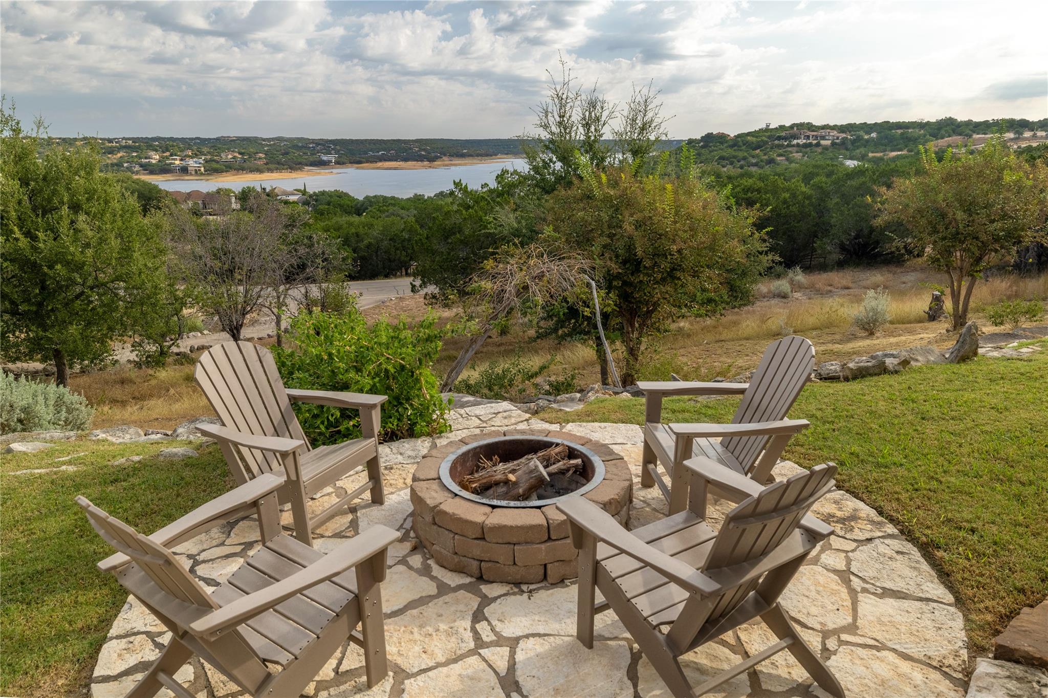 1128 Thurman Bluff DR