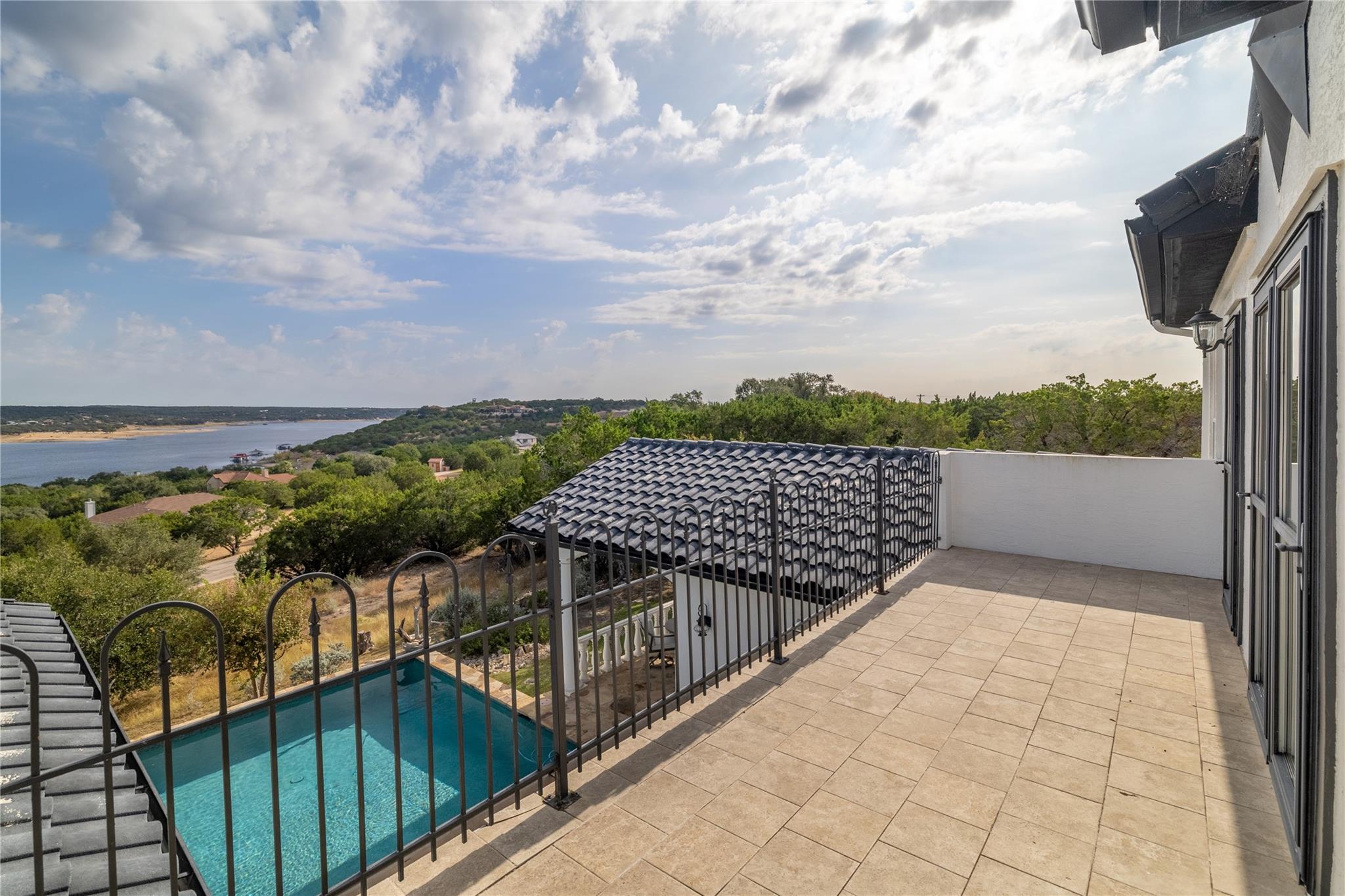 1128 Thurman Bluff DR, Spicewood