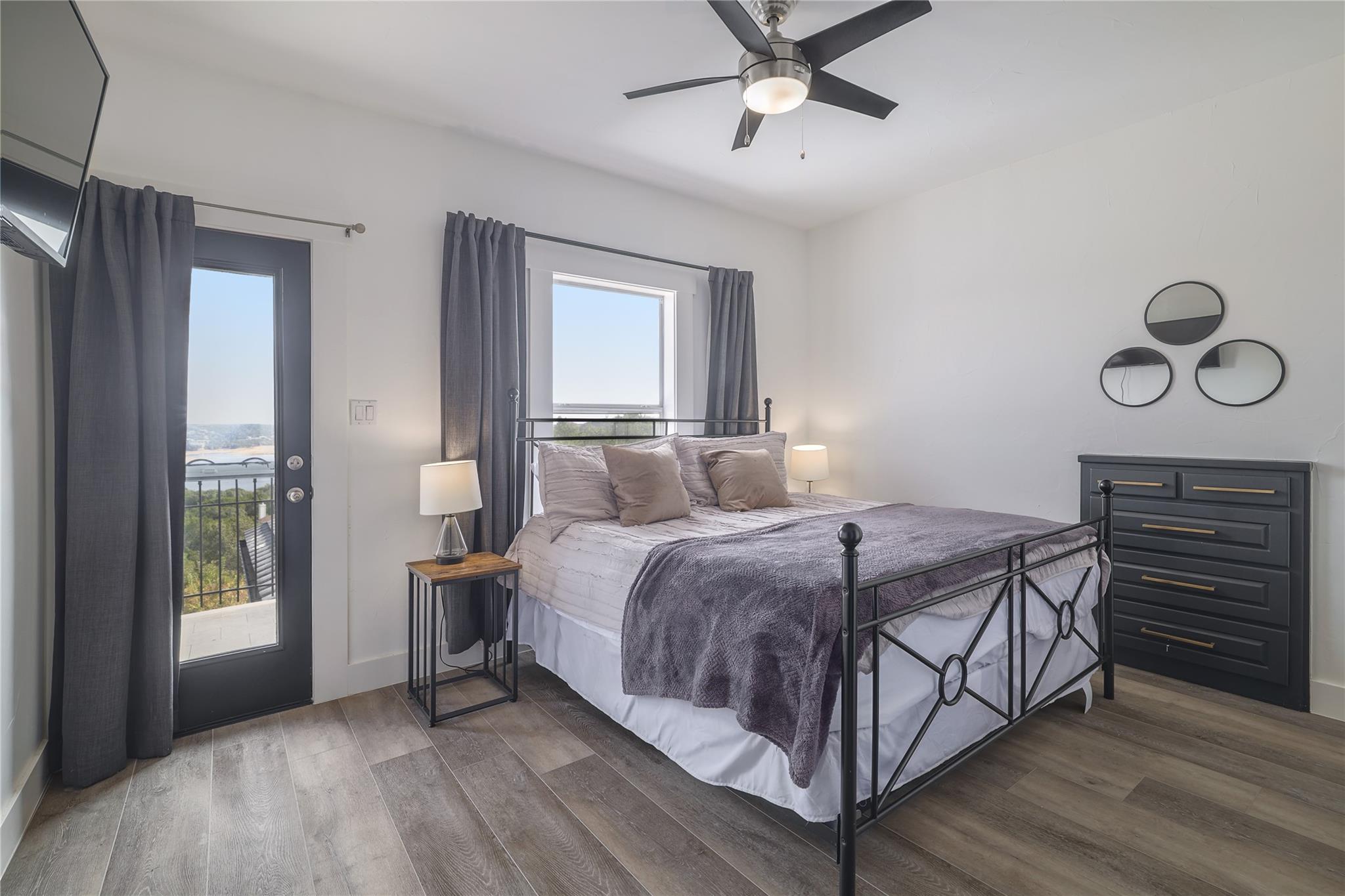 1128 Thurman Bluff DR, Spicewood