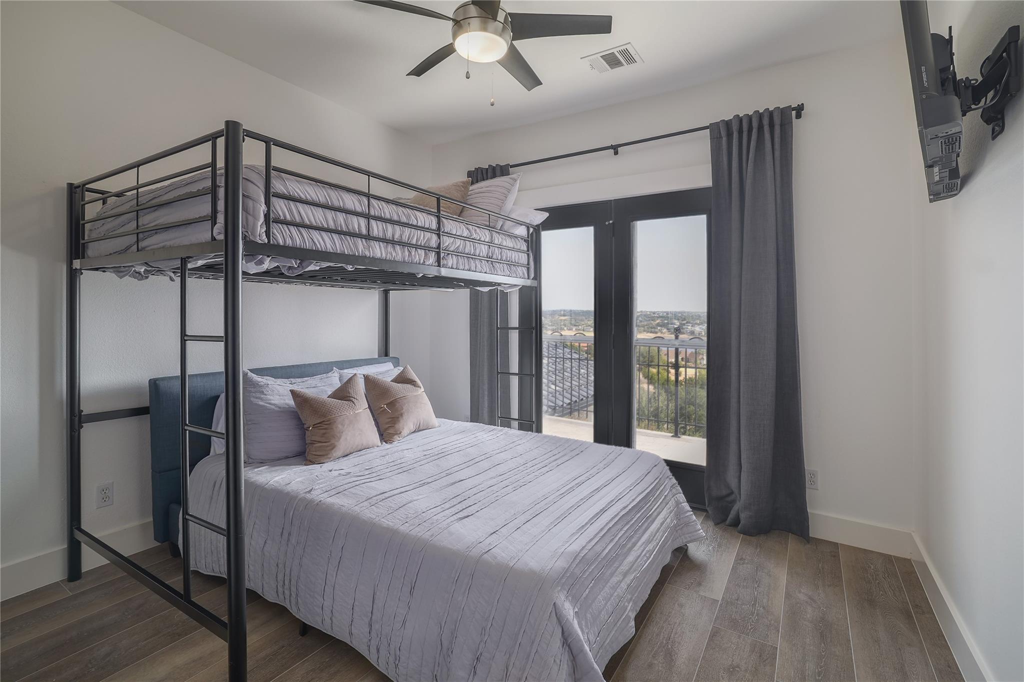 1128 Thurman Bluff DR, Spicewood