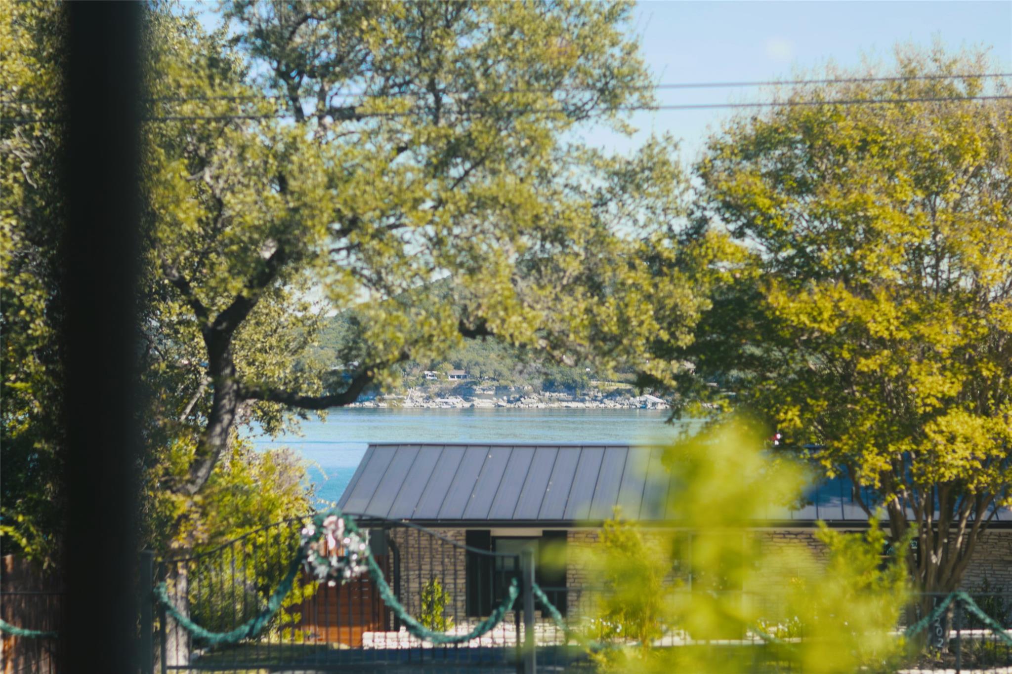 15203 Rainbow One ST