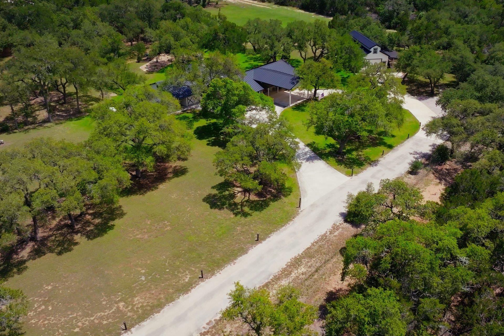 10229 Oliver DR