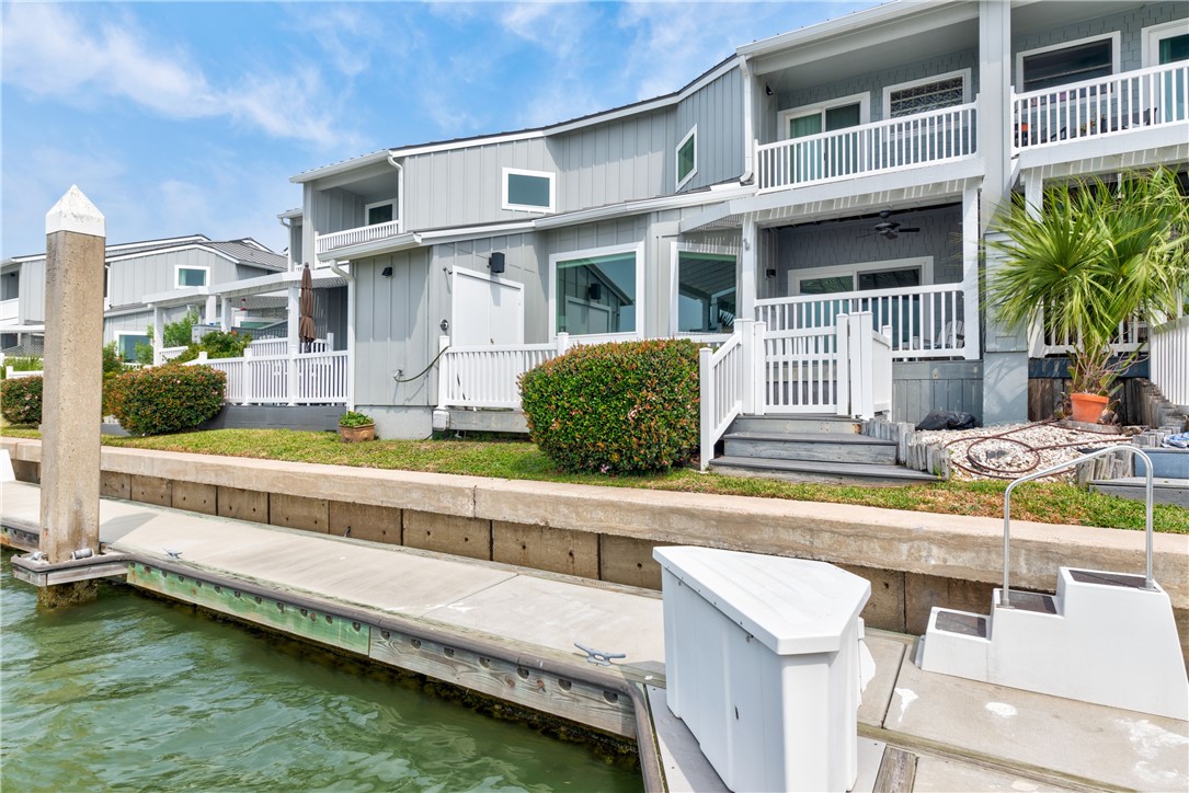 309 Piper Blvd 104