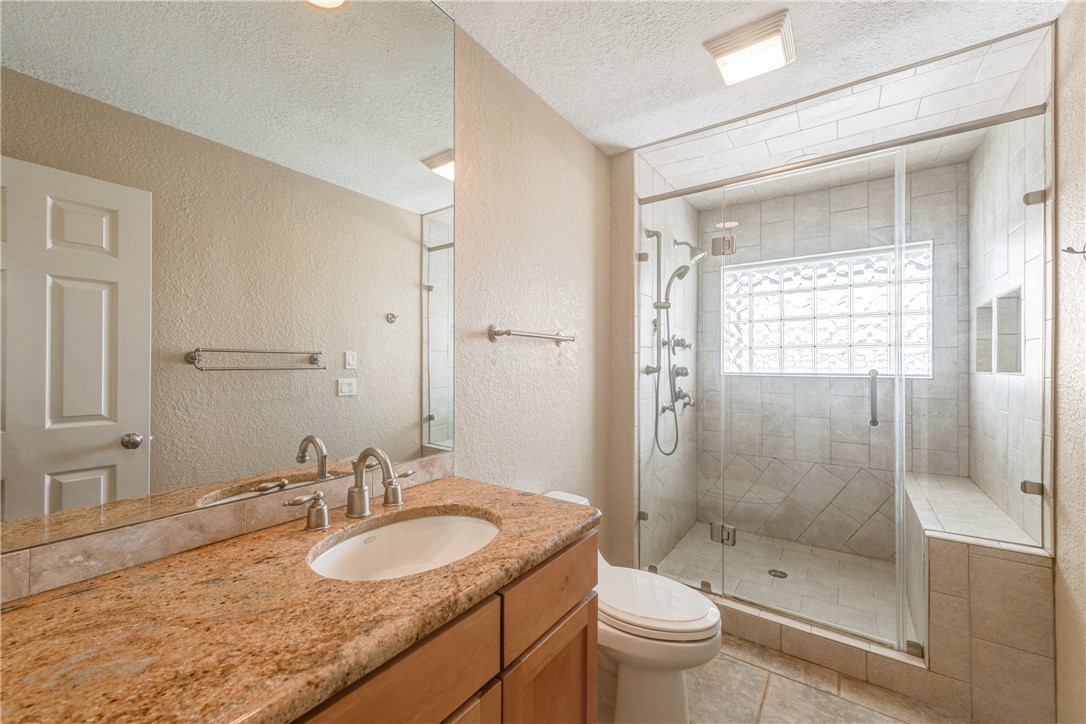 309 Piper Blvd 104