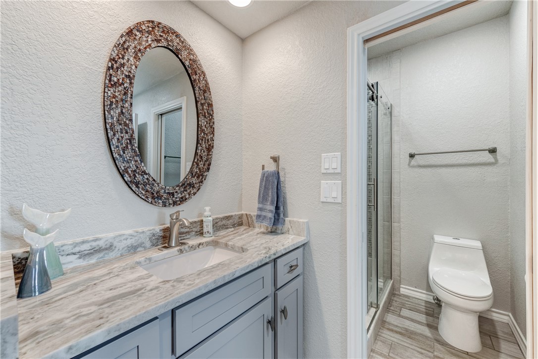 309 Piper Blvd 104
